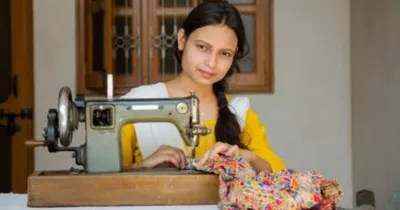 free sewing machine  ಮಹಿಳೆಯರಿಗೆ ಸಿಹಿ ಸುದ್ದಿ  ಉಚಿತ ಹೊಲಿಗೆ ಯಂತ್ರ ವಿತರಣೆಗೆ ಮುಂದಾದ ಸರ್ಕಾರ  ತಕ್ಷಣ ಹೀಗೆ ಅರ್ಜಿ ಹಾಕಿ