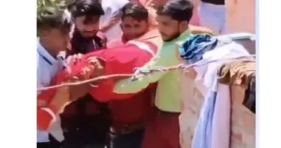 viral video  ಮದುವೆ ಮನೆಯಿಂದ ವಧುವನ್ನೇ ಹೊತ್ತೊಯ್ದ ನಾಲ್ಕು ಯುವಕರು 