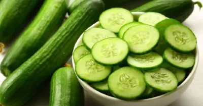 cucumber  ಸೌತೆಕಾಯಿಯನ್ನು ಹೀಗೆ ಸೇವಿಸಿ  ಒಂದೇ ತಿಂಗಳಲ್ಲಿ 5 ಕೆಜಿ ತೂಕ ಇಳಿಸಿ   