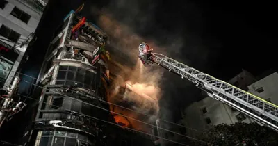 fire accident   ಕಟ್ಟಡವೊಂದರಲ್ಲಿ ಭೀಕರ ಅಗ್ನಿ ದುರಂತ  44 ಮಂದಿ ಸಾವು