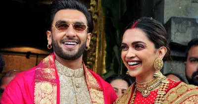 deepika padukone ಅಭಿಮಾನಿಗಳಿಗೆ ಗುಡ್ ನ್ಯೂಸ್ ಕೊಟ್ಟ ಬಾಲಿವುಡ್ ಕಪಲ್ಸ್  ಮಗುವಿನ ನಿರೀಕ್ಷೆಯಲ್ಲಿ ದೀಪಿಕಾ   ರಣವೀರ್  