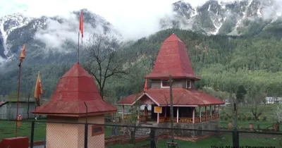 gowrishankar temple jammu kashmir  ಹಿಂದೂ ದೇವಾಲಯಕ್ಕೆ ಭೂಮಿ ನೀಡಿದ ಮುಸ್ಲಿಮರು   ಸೌಹಾರ್ದತೆಗೆ ಇದೇ ಪ್ರತೀಕ ಎಂದ ನೆಟ್ಟಿಗರು